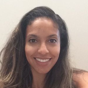 Meet your Posher, Simone